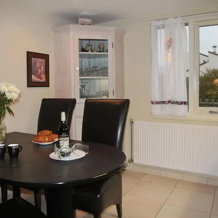 Splendid Holiday Bungalow At The Edge Of Casa vacanze Egmond aan den Hoef